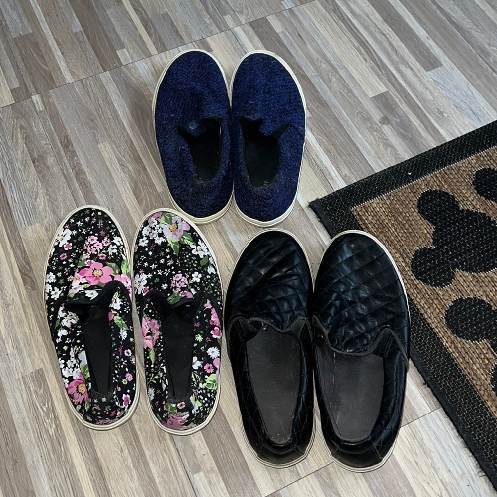 Old navy slide on sneaker bundle of three